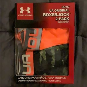 - NIB 2 pair of  Under Armour  Boxer Brief  …